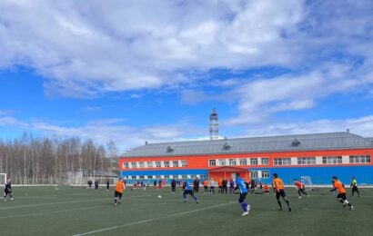 В Югре будут развивать футбол совместно с Минспортом и РФС В Югре будут развивать футбол совместно с Минспортом и РФС