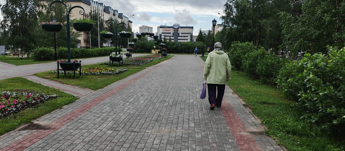 Поваров, врачей и продавцов в Югре стало не хватать сильнее всего