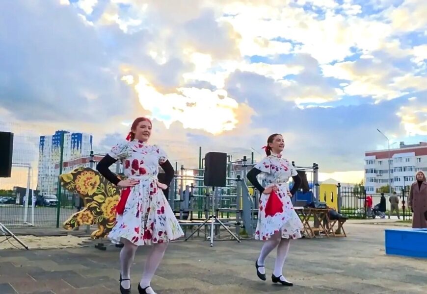 В городе дают концерты «Поющие геологи».