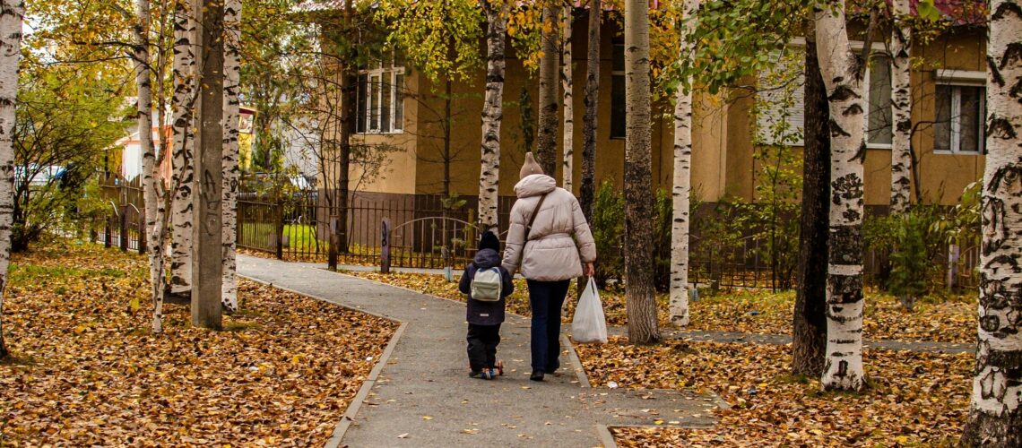 В Югре перед назначением пособий у получателей будут проверять ценз оседлости и банковские счета