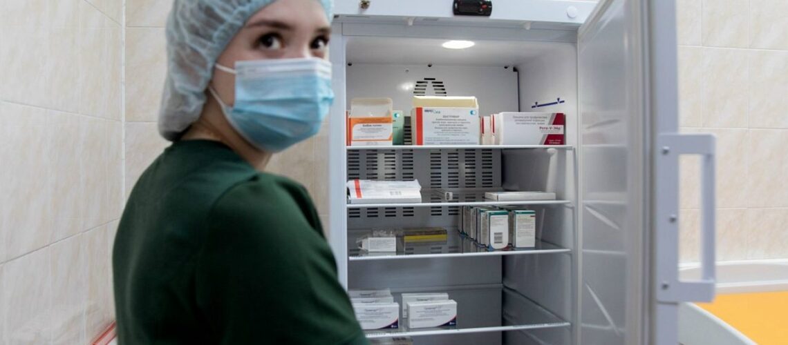 В России зарегистрировали первую в мире вакцина от аллергии на пыльцу берёзы